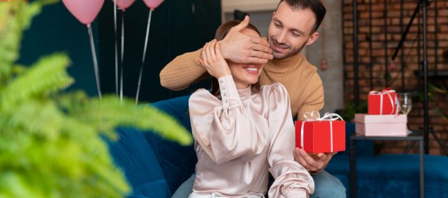 Cadouri ideale pentru aniversarea relației: 4 sugestii