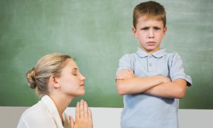 De ce mint copiii și cum să abordăm această comportare